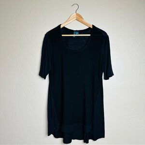 Anthropologie Left of Center Women’s Classic Black Tunic Top Size Large